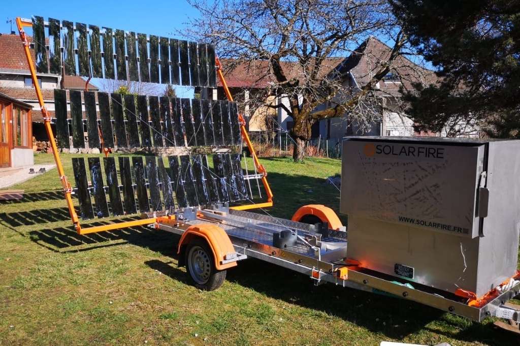 four solaire en action sous le soleil, ca chauffe : torréfaction en cours